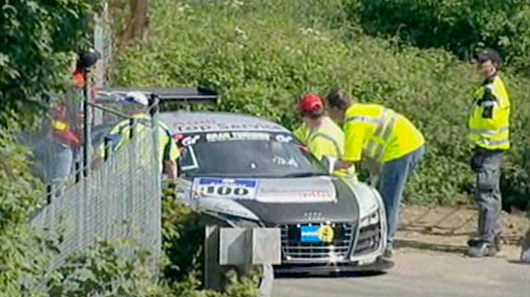 Watch the race LIVE