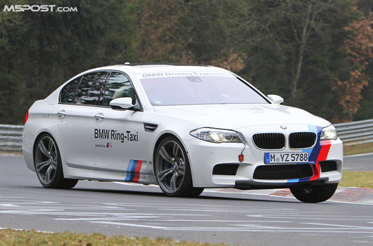 BMW F10 M5 Ring-Taxi