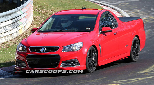 Holden VF Commodore ute