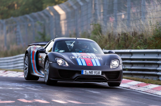 Porsche 918 Spyder Weissach Package